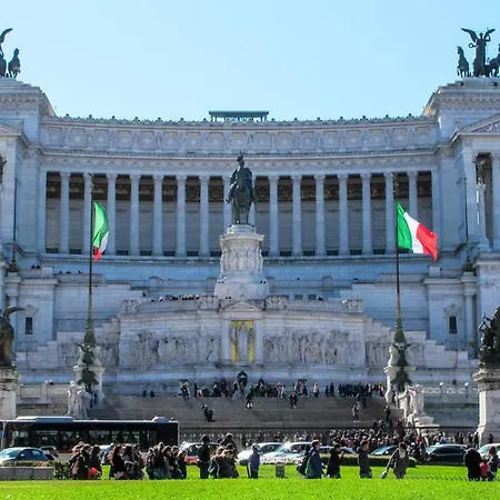 Pied A Terre Barberini Pensionat Rom