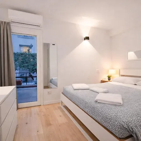 Pied A Terre Barberini Vendégház